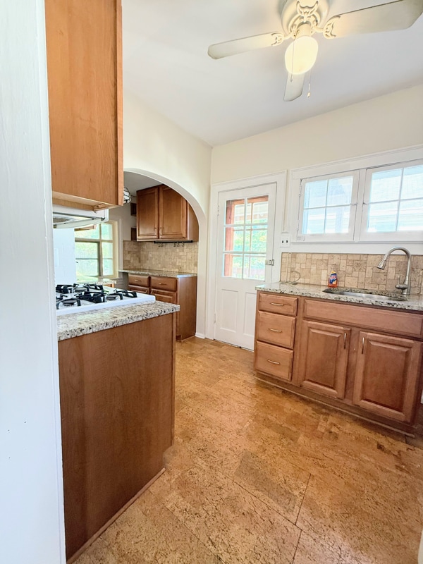 Photo - 502 27th Ave