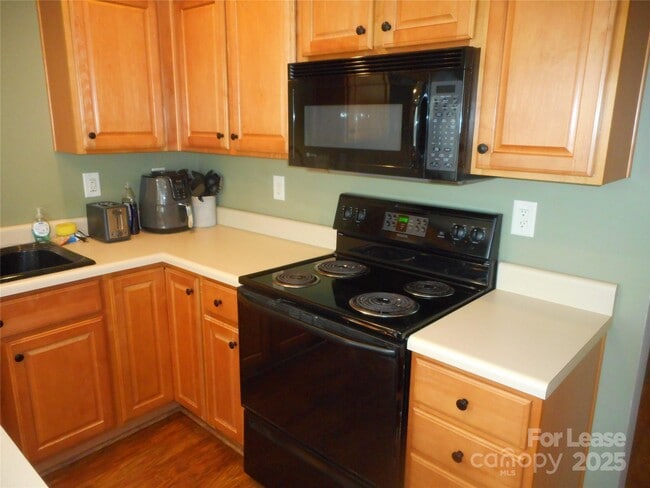 Photo - 8092 Kennet Ln