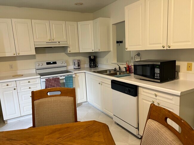 Photo - 209 B Ave E Unit 1