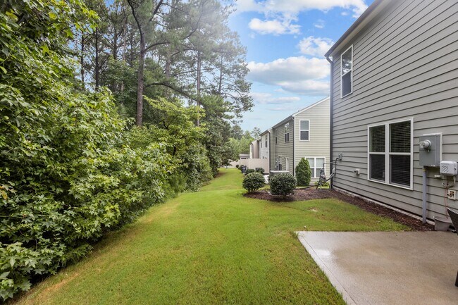 Photo - 1211 Nightshade Dr