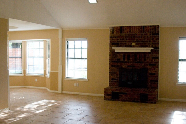 Photo - 1326 Prairie Wind Blvd