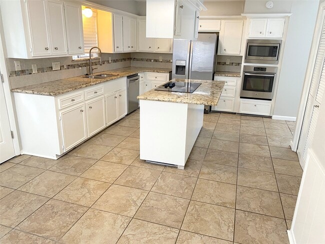Photo - 14934 Elmont Dr