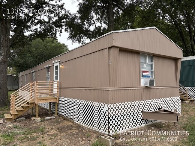 Building Photo - 1305 N Floyd St Rental