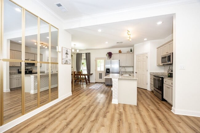 Photo - 1648 Mary Evers Dr