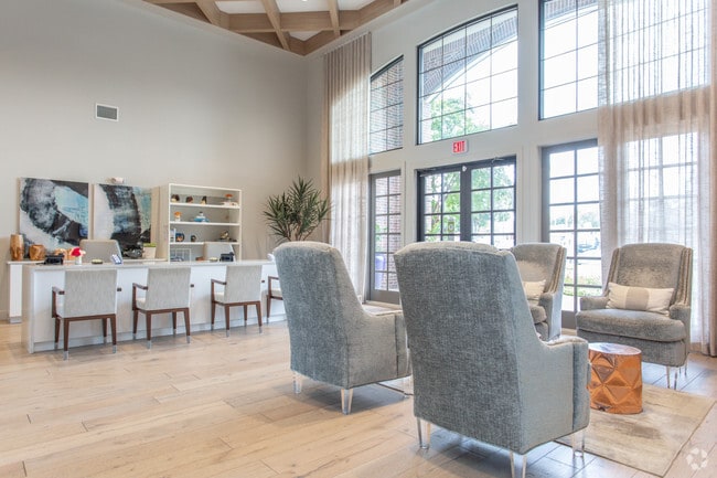 Oficina de arrendamiento - Villas at Bunker Hill Apartments