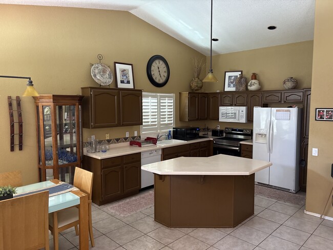 Photo - 4015 N 150th Ln