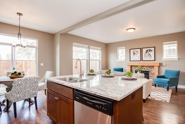 Photo - Townhome 4 blocks from the Old Mill