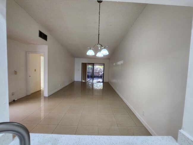 Photo - 903 NW 79th Terrace