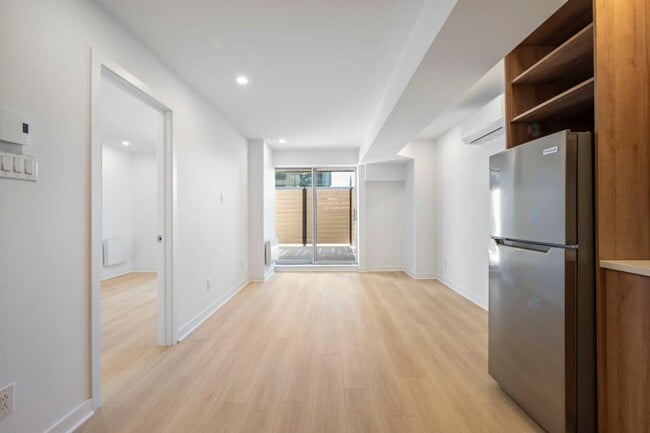 Building Photo - 1625 Blvd. De Maisonneuve Ouest