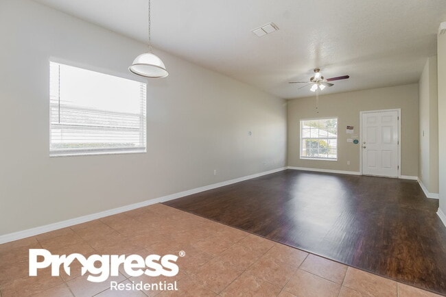 Photo - 119 Parker Cove Ct