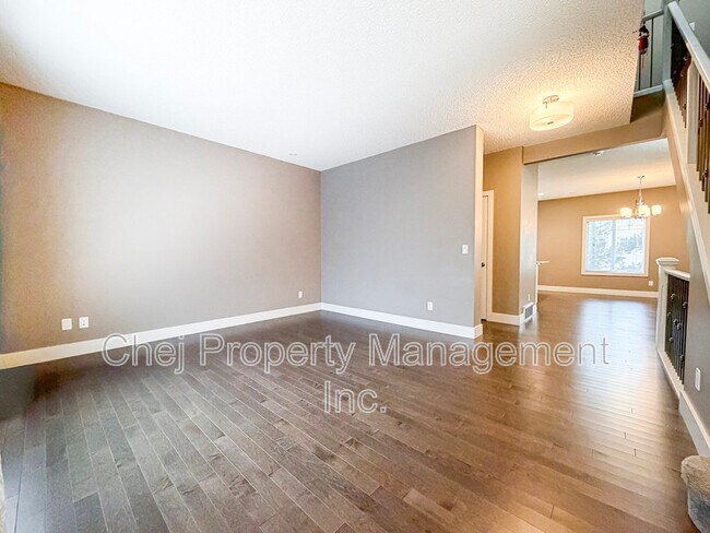 Photo - 2003 Rabbit Hill Rd NW