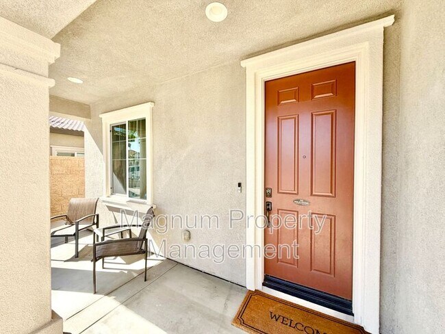 Photo - 30120 Crescent Pointe Wy