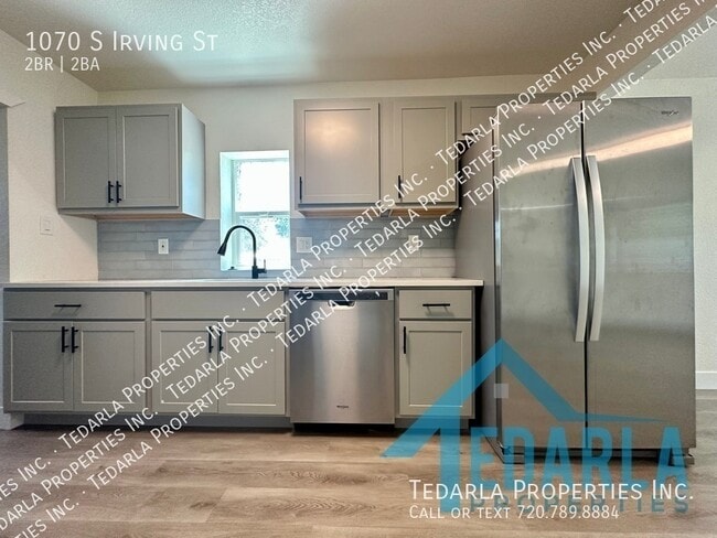 Photo - 1070 S Irving St