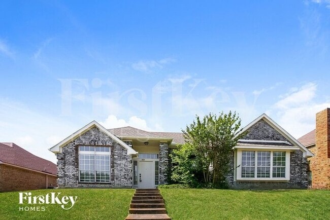 Photo - 2020 Spring Mills Rd