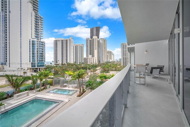 Photo - 17550 Collins Ave Unit 603