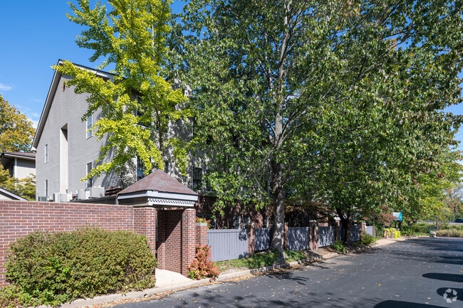 Photo - Pacific Place