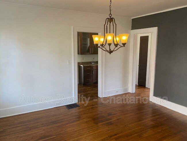 Photo - 3306 Montview Dr