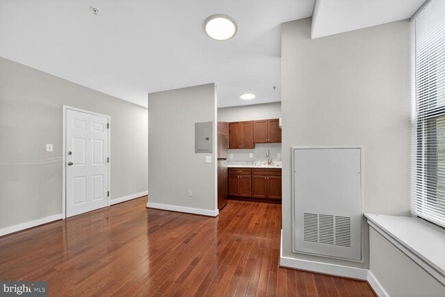 Photo - 1440 W St NW Unit 106