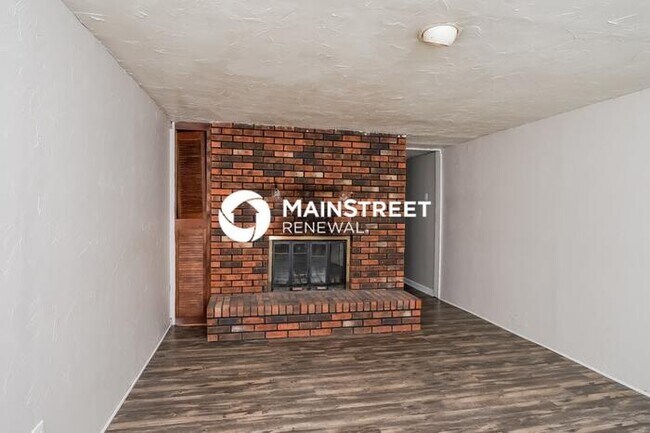 Photo - 3 Bedroom Pet-Friendly Home in Louisville,...