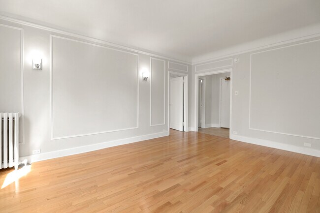 Photo - 10 W Elm St Unit 602