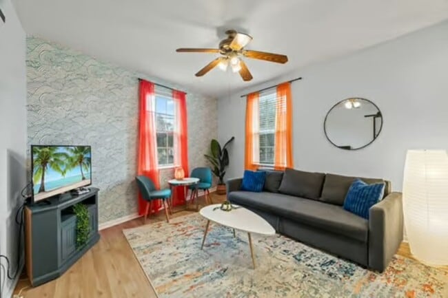 Building Photo - 214 San Marco Ave Unit Apt B