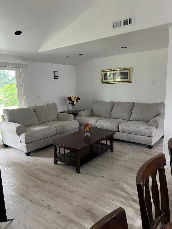 Photo - 23720 Locust Wy