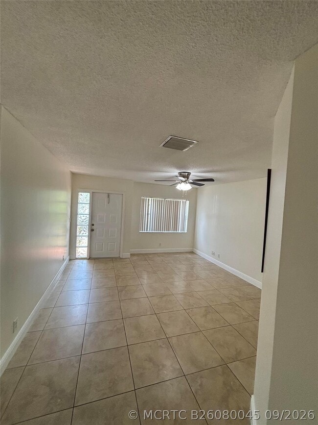 11400 NW 45th St