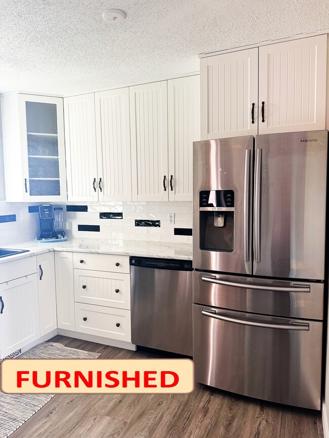 Photo - 9103-996A 96A Ave