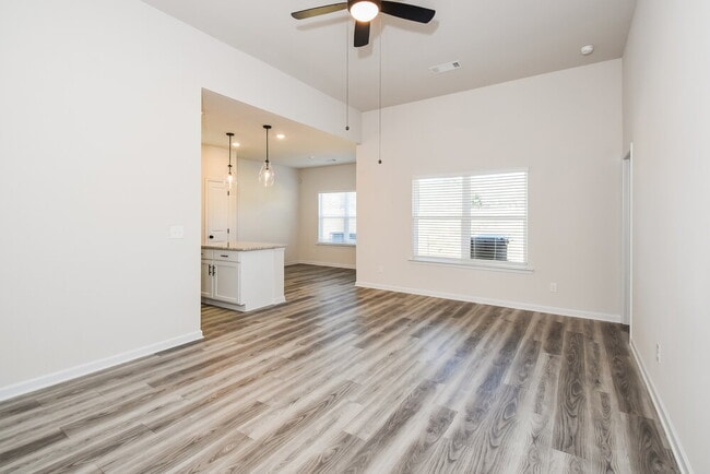 Photo - 453 Egret Ct