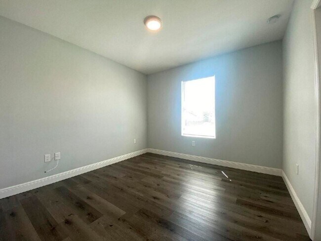 Photo - AWESOME CONTEMPORARY DUPLEX Unit 2117