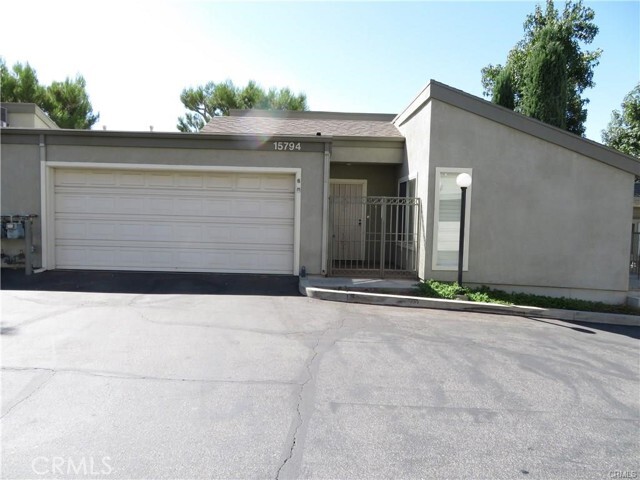 Photo - 15794 Midwood Dr Townhome