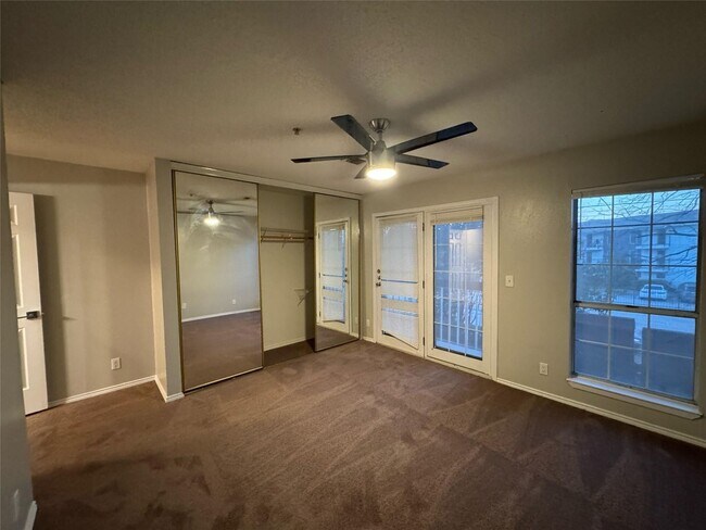 Photo - Charming Split Level Unit with Balcony P...