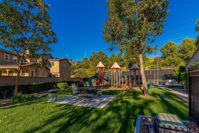 Photo - Luxury Townhome in Beautiful Belleza San Miguel Ranch!