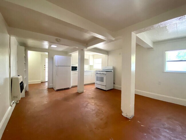 Photo - Unique Basement Unit in a Triplex- 309 E. 32nd- Available for July!