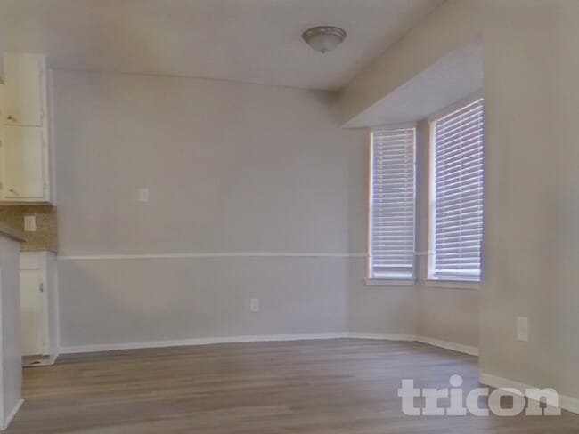 Photo - 6212 Douglas Dr