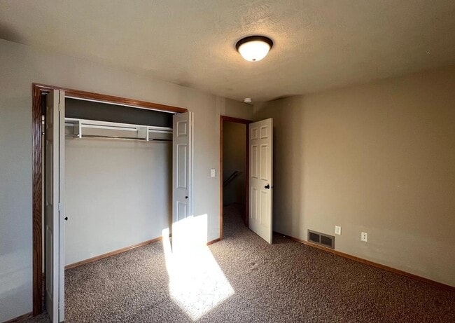 Photo - 3604 W 93rd St