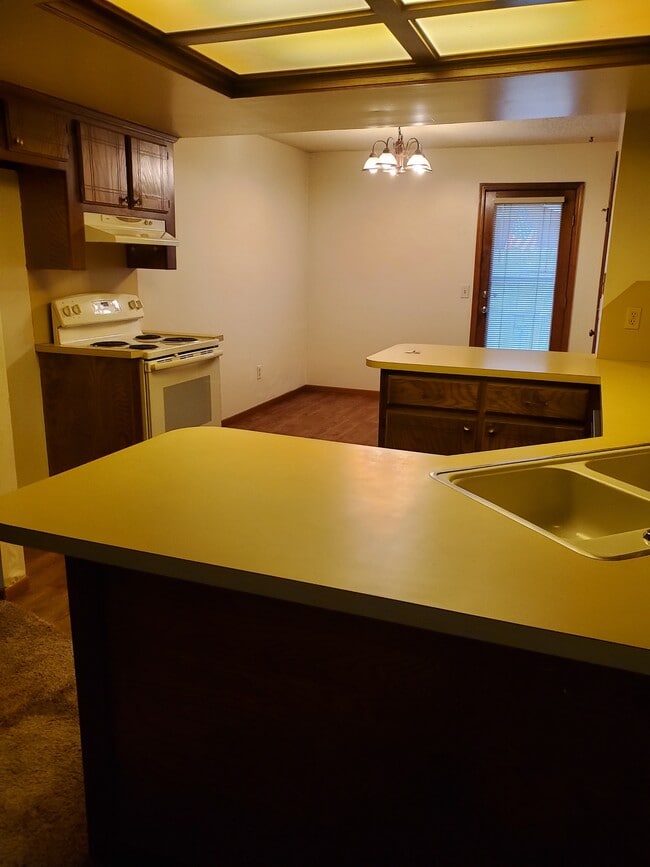 Photo - 7903 Debar Cir