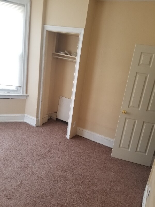 Photo - 1339 N Frazier St Unidad 2