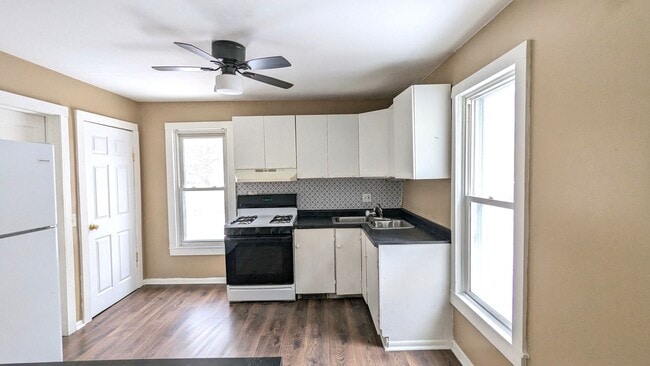 Photo - 3134 Glendale St