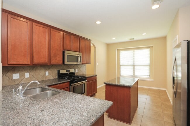 Photo - 11023 Heartland Grove Dr