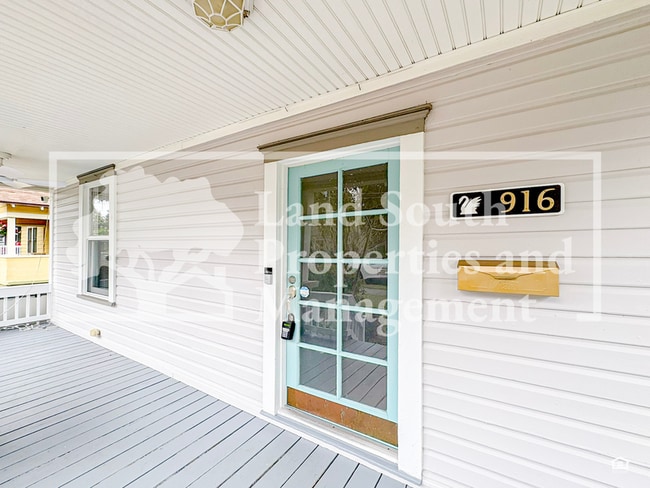 Photo - 916 Vistabula St