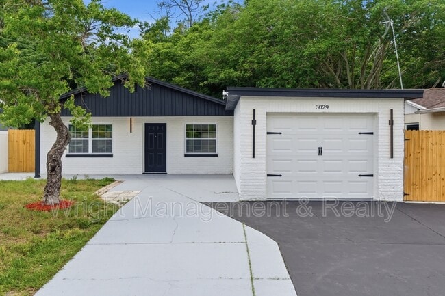 Photo - 3029 Corona Dr