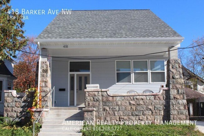 Photo - 418 Barker Ave NW