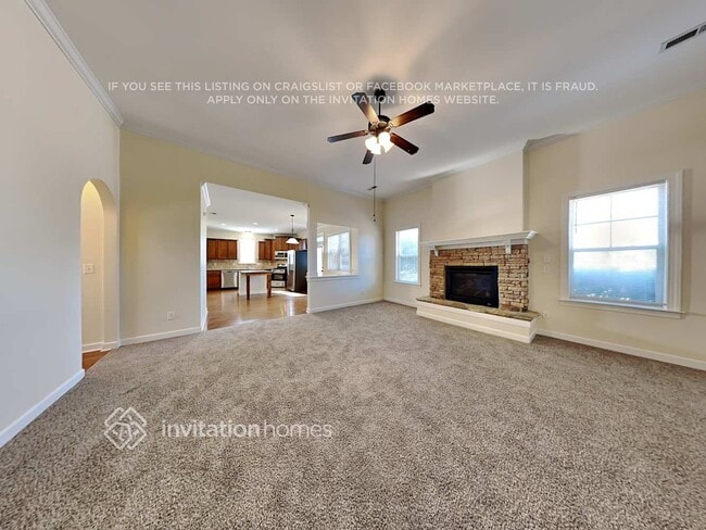 613 Adams Point Dr