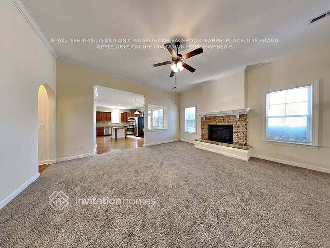 Photo - 613 Adams Point Dr