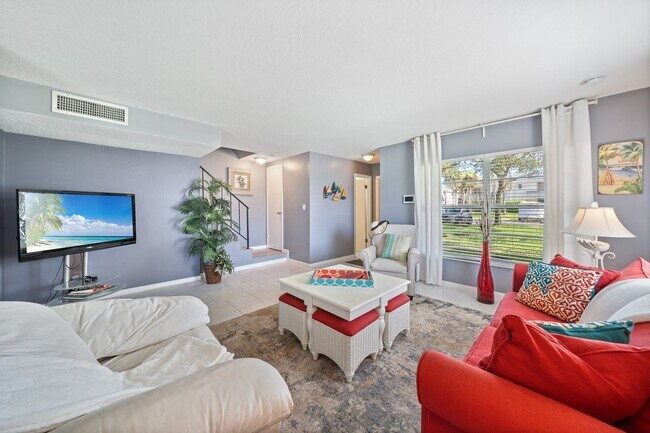 Photo - 422 Blue Jay Ln