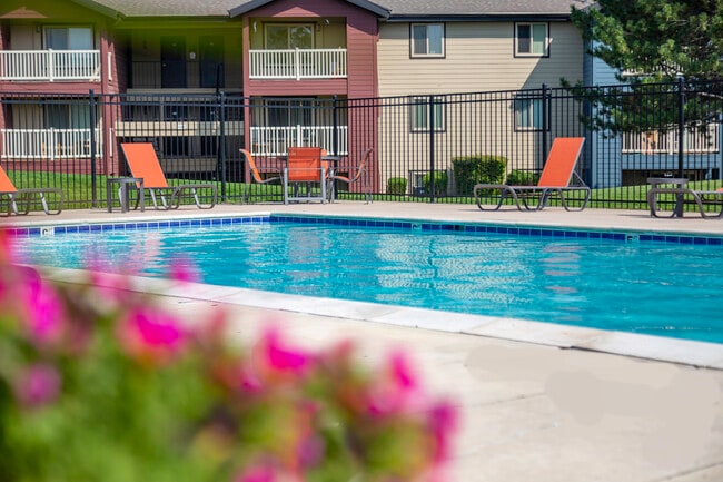 Building Photo - Tuscany Cove Rental
