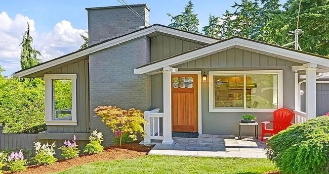 Photo - Beautiful, recently remodeled 4 bedroom, 3...