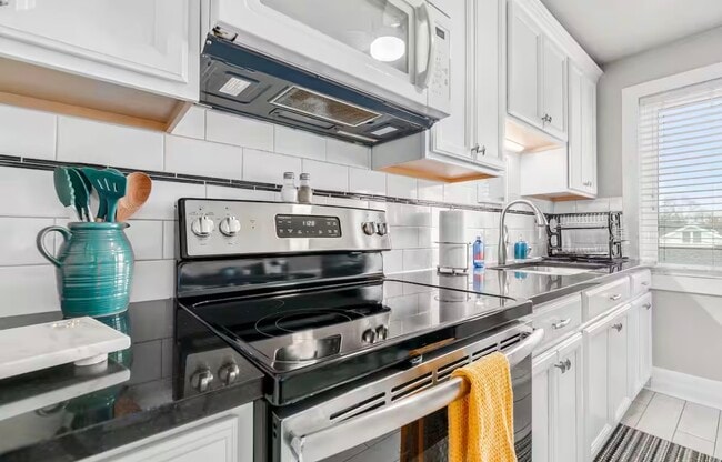 Photo - 429 W Ann Arbor Trl Unit 429