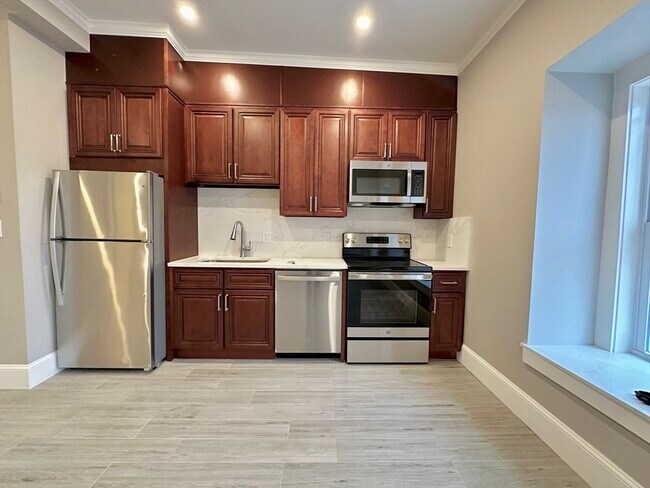 Photo - 1152 Cambridge St Unit 2